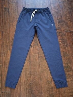 New Vuori Transit Joggers In Navy